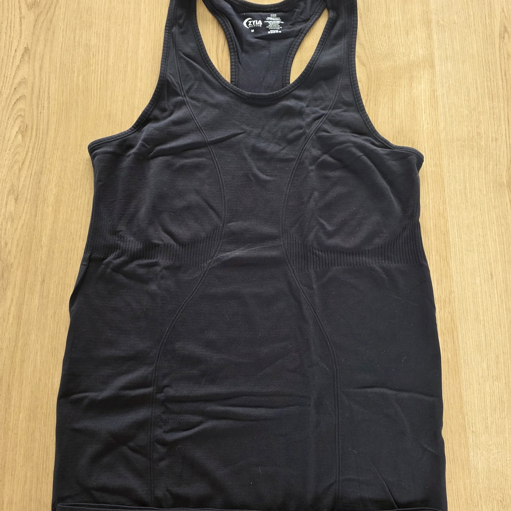 Zyia Women's Black Tank Top